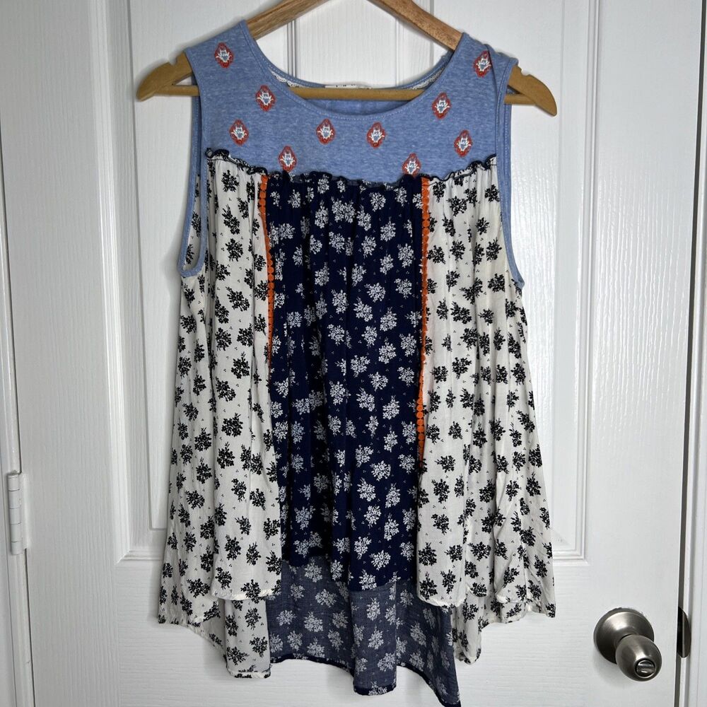 THML Sleeveless Swing Tank Top Womens Large Blue White Floral Festival Loose Fit